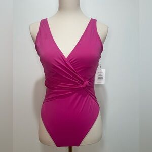 NWT Andie Women's One Piece Swimsuit in Fuchsia